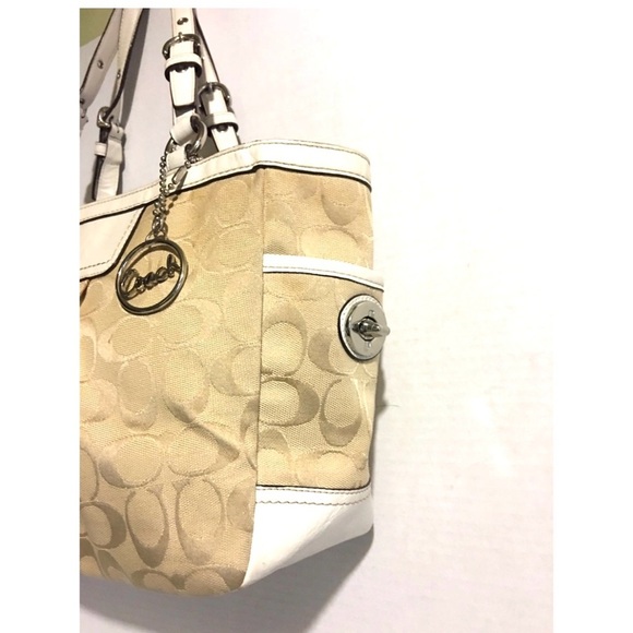 Coach Tan Signature print Tote Bag - Picture 4 of 9